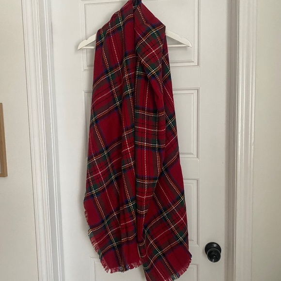 Simons Red Plaid Blanket Scarf - Picture 2 of 2